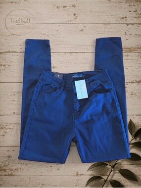 NWT Bamboo Jeans Navy Skinny Pants - Size 7